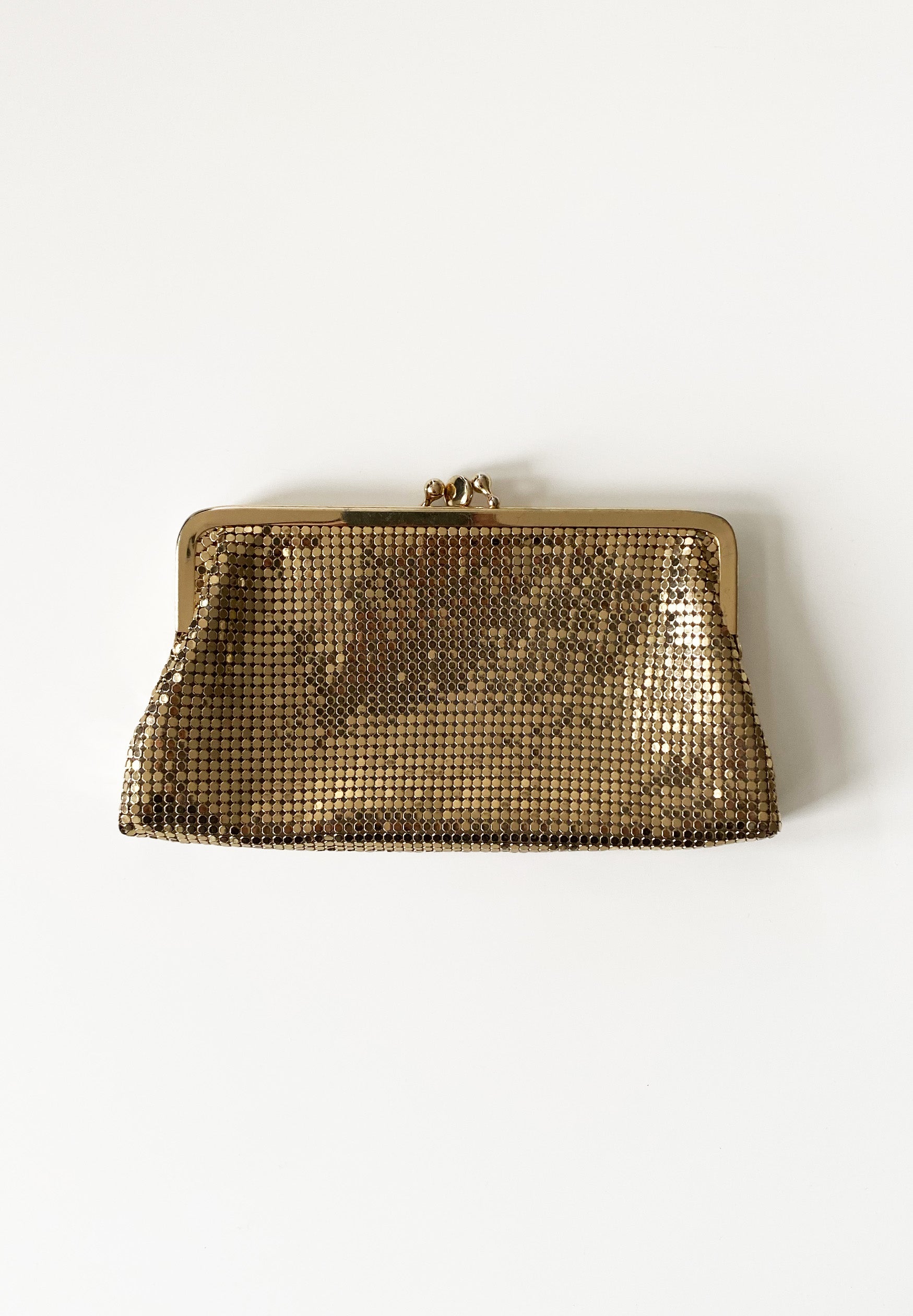 Gold Chainmail Kisslock Clutch