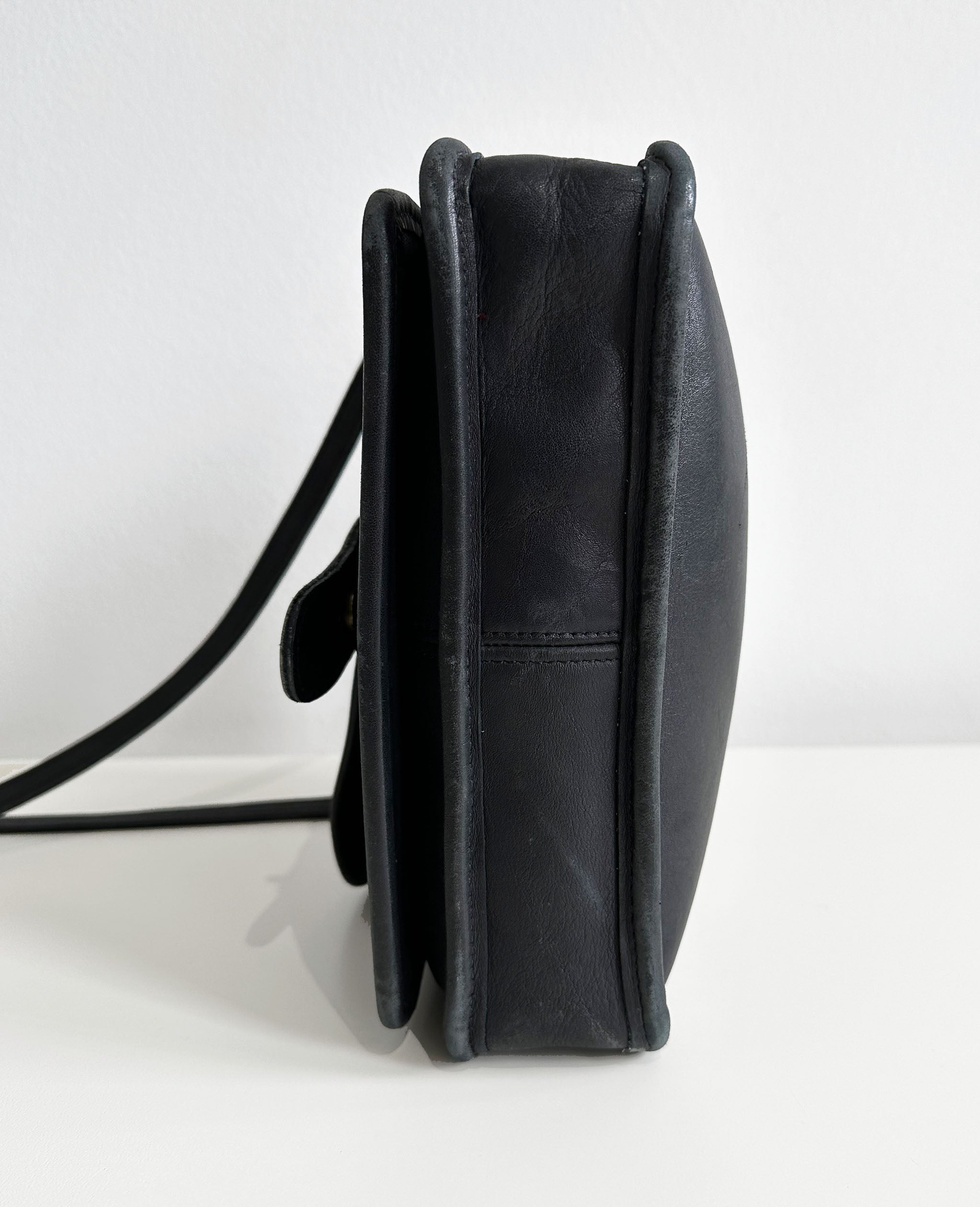 1980s Coach Station Black Leather Bag