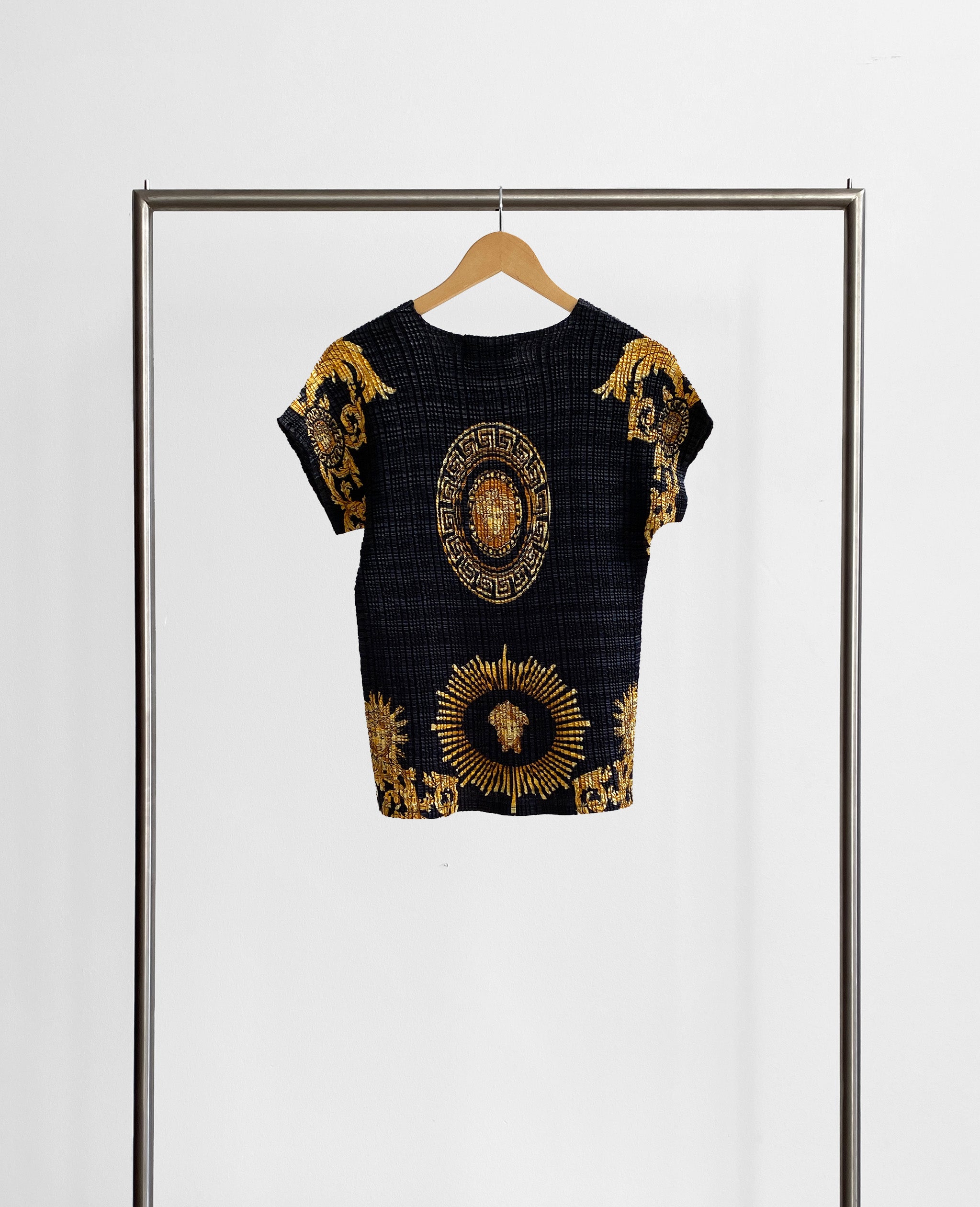 Black and Gold Crinkle Top