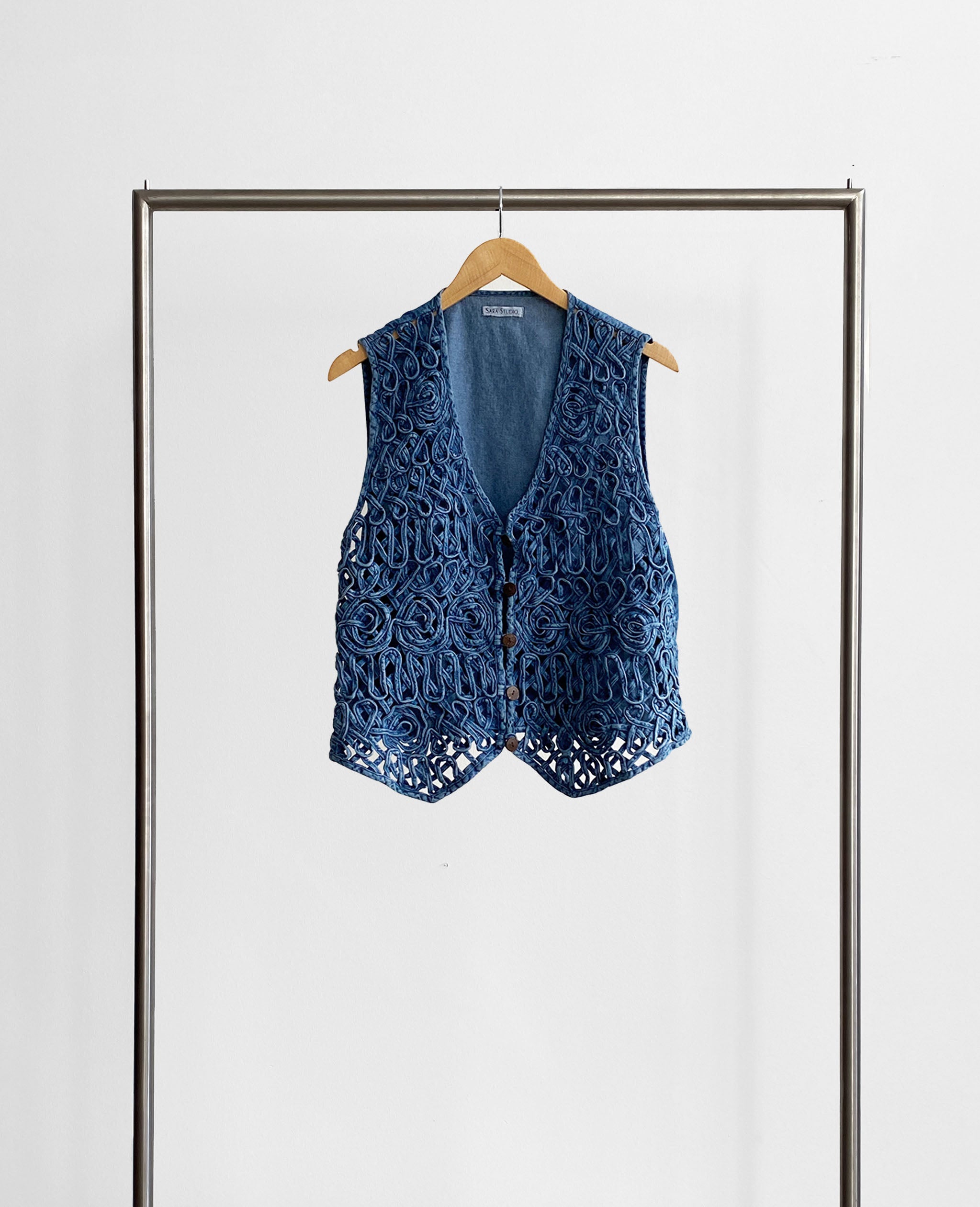 Lattice Swirl Pattern Denim Vest